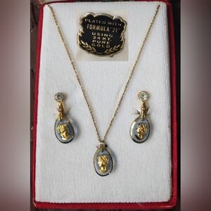 Vintage JEWELINE Originals 24KT GP Necklace & Clip Earrings Blue Glass NEW